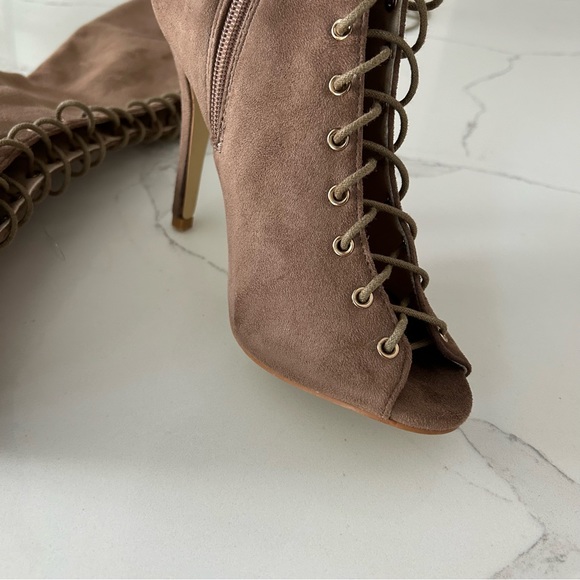 Thigh High Boots Heeled Laced Peep Toe Light Brown - Picture 2 of 7